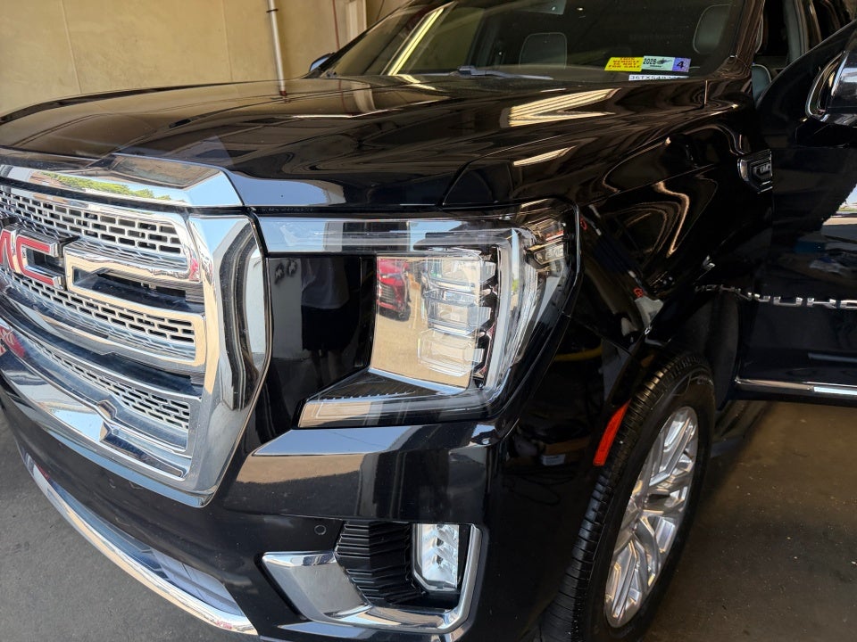 2022 GMC Yukon 4WD SLT
