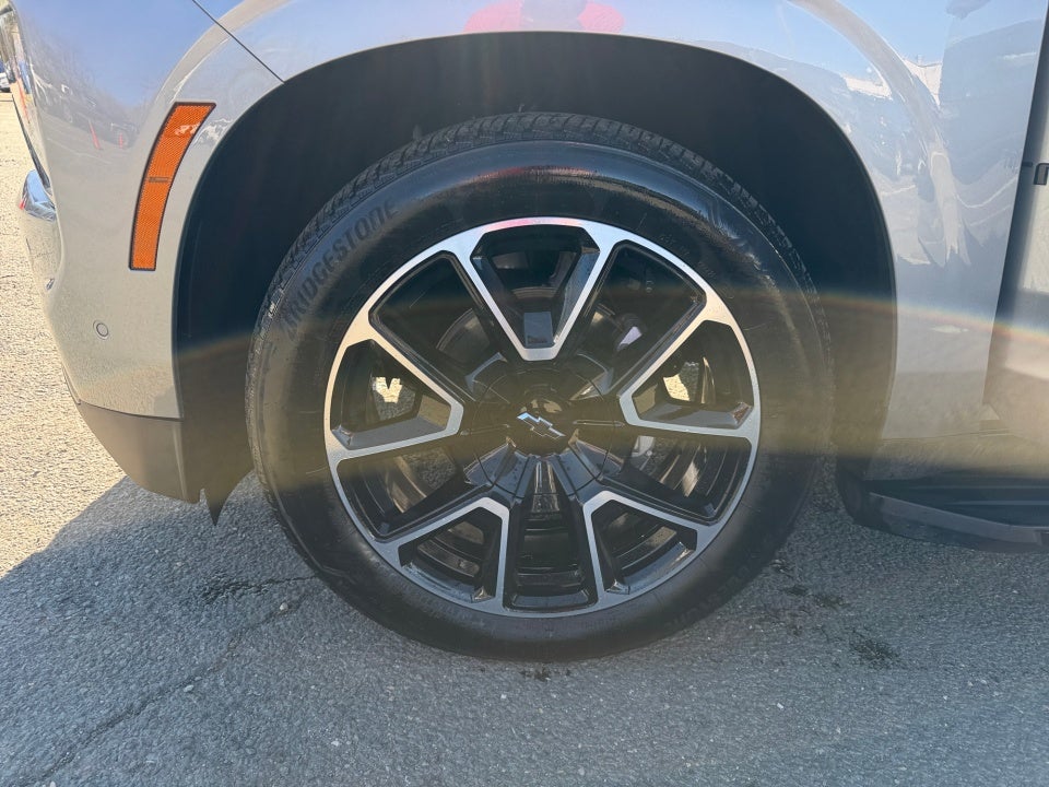 2025 Chevrolet Tahoe 4WD RST