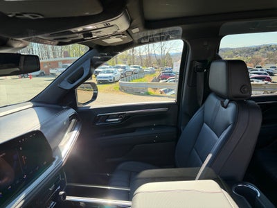 2025 Chevrolet Tahoe 4WD RST