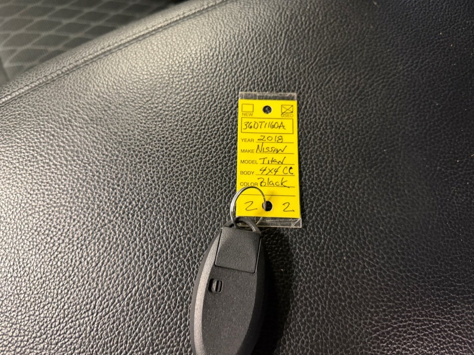 2018 Nissan TITAN SV