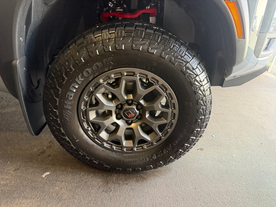 2026 Nissan Frontier PRO-4X w/R Package