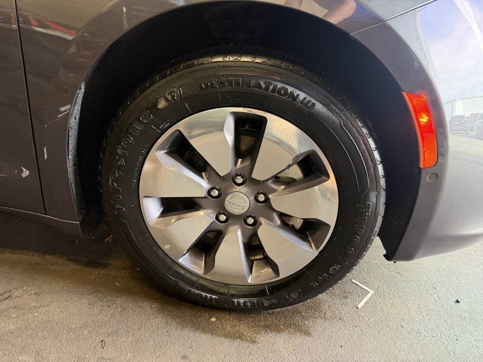 2019 Chrysler Pacifica Hybrid Limited