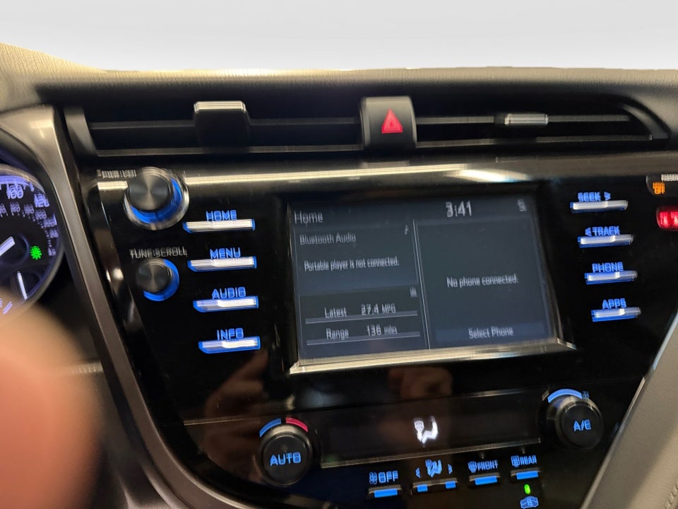 2018 Toyota Camry SE