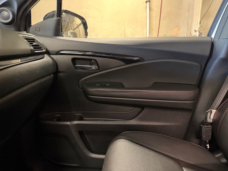 2021 Honda Pilot AWD Black Edition
