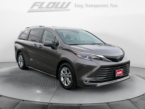 2022 Toyota Sienna Platinum