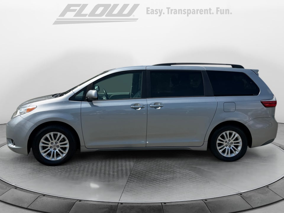 2016 Toyota Sienna XLE Premium