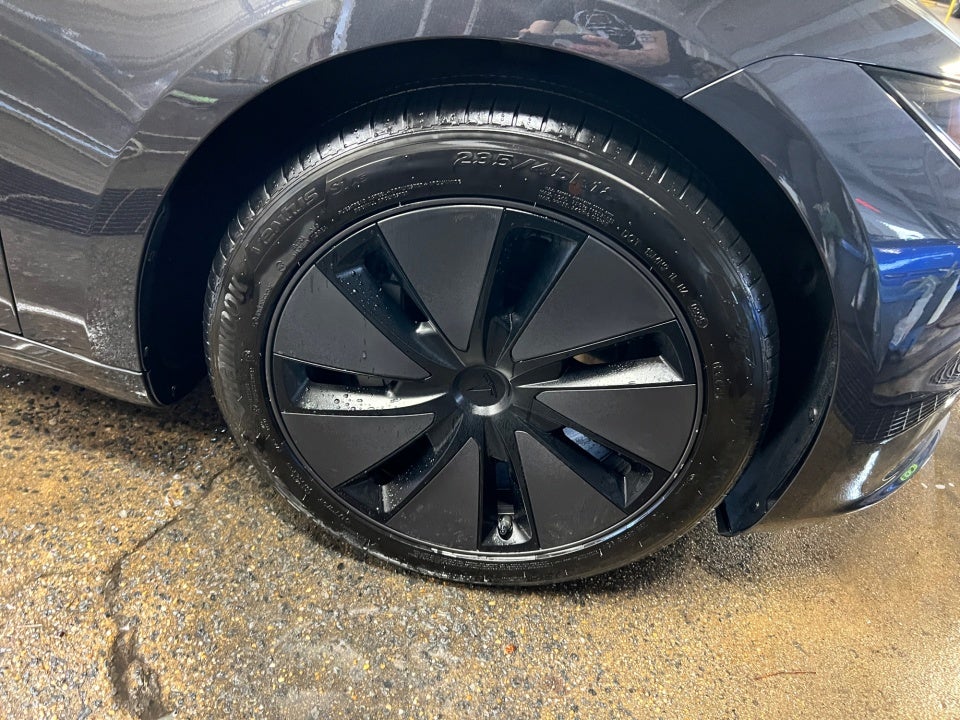 2025 Tesla Model 3 Long Range All-Wheel Drive