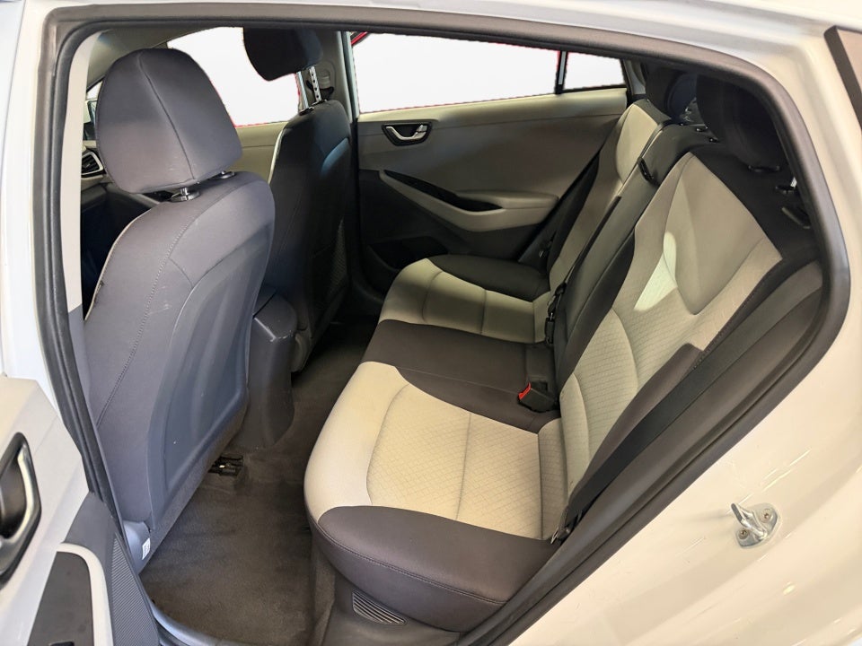 2018 Hyundai Ioniq Hybrid SEL