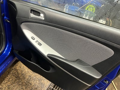 2013 Hyundai Accent GS