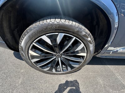 2026 Volvo XC90 Plus