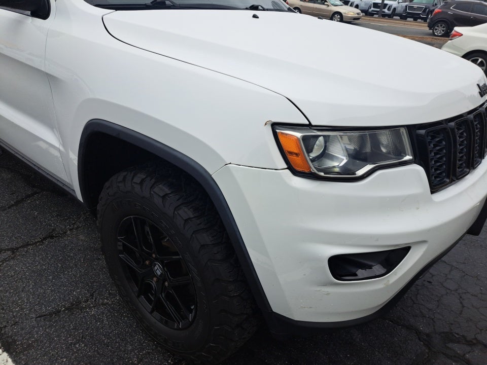 2019 Jeep Grand Cherokee Laredo E