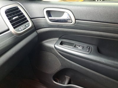 2019 Jeep Grand Cherokee Laredo E