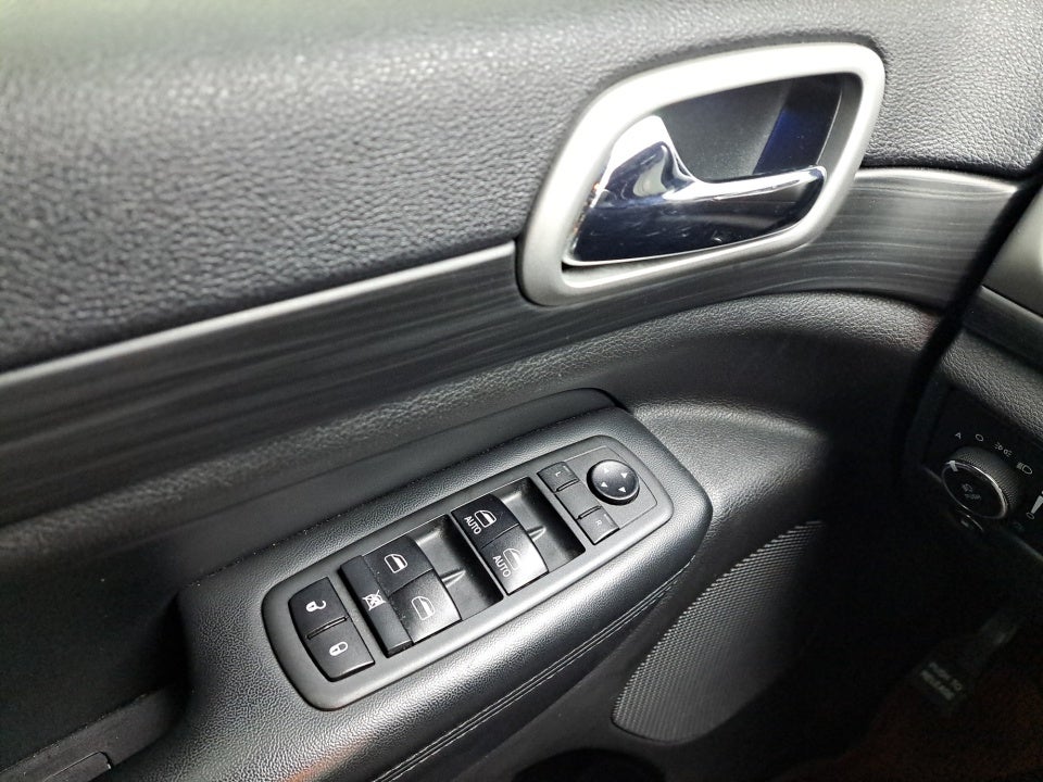 2019 Jeep Grand Cherokee Laredo E