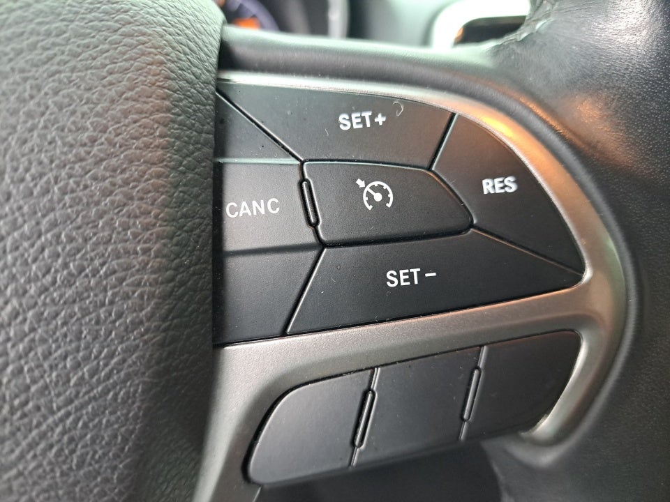 2019 Jeep Grand Cherokee Laredo E