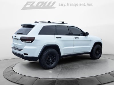 2019 Jeep Grand Cherokee Laredo E