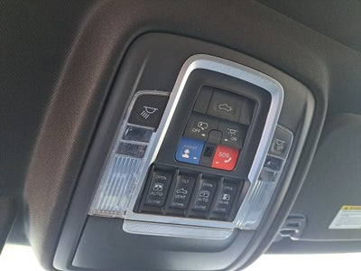 2021 RAM 1500 Limited Crew Cab 4x4 5'7" Box