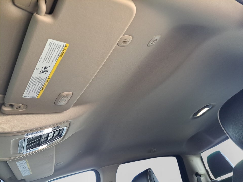 2020 RAM 1500 Laramie Crew Cab 4x4 6'4" Box