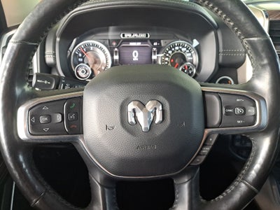 2020 RAM 1500 Laramie Crew Cab 4x4 6'4" Box