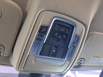 2020 RAM 1500 Laramie Crew Cab 4x4 6'4" Box