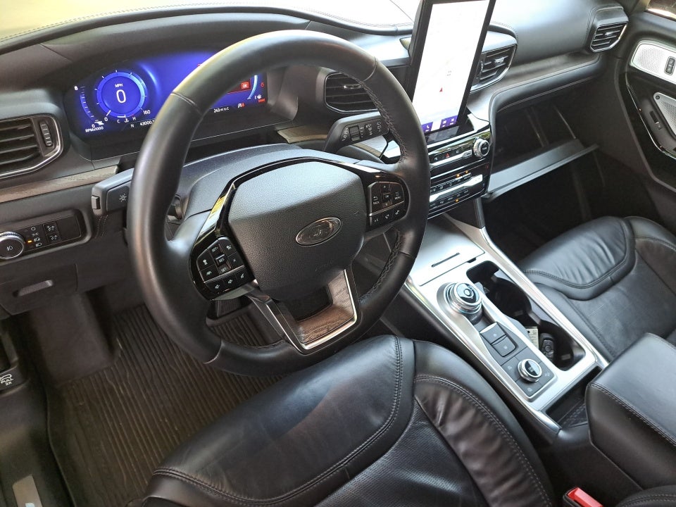 2023 Ford Explorer Platinum