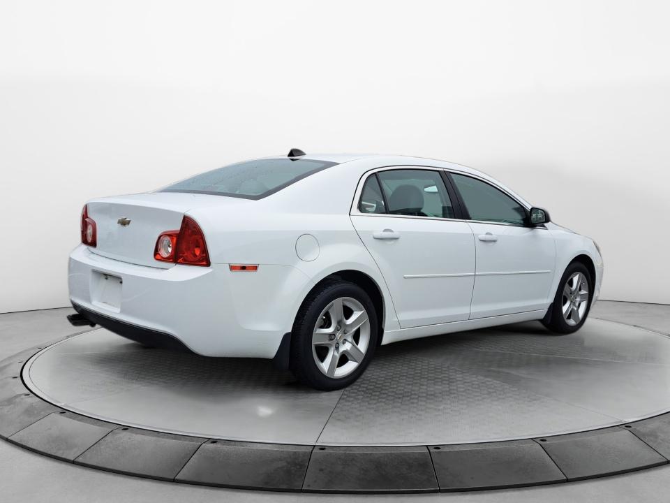 2012 Chevrolet Malibu LS w/1LS