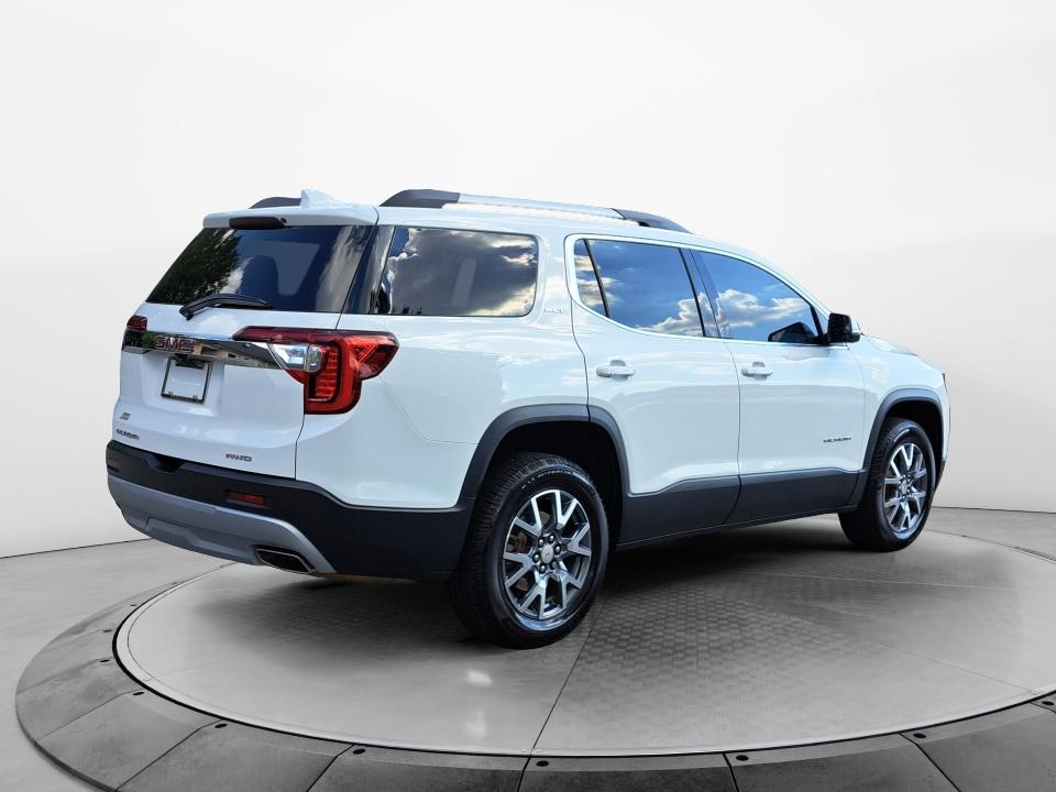 2022 GMC Acadia SLT