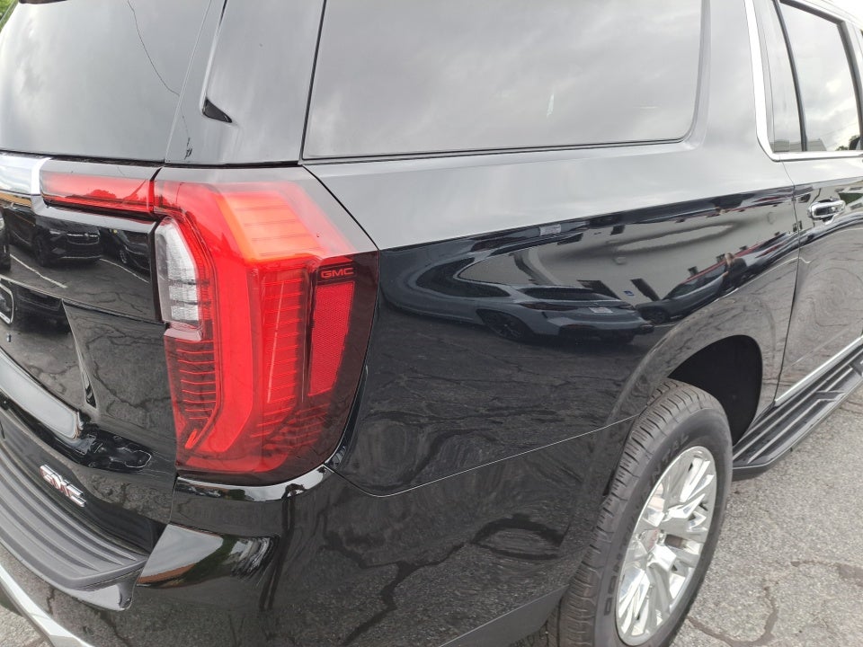2025 GMC Yukon XL 4WD Denali