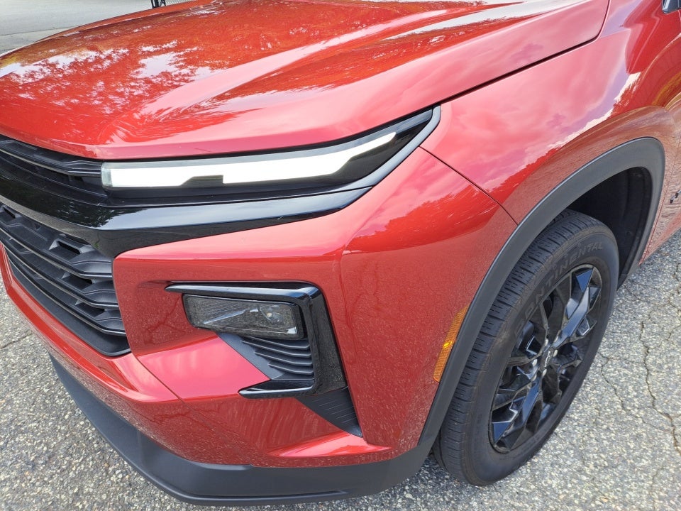 2025 Chevrolet Traverse FWD LT