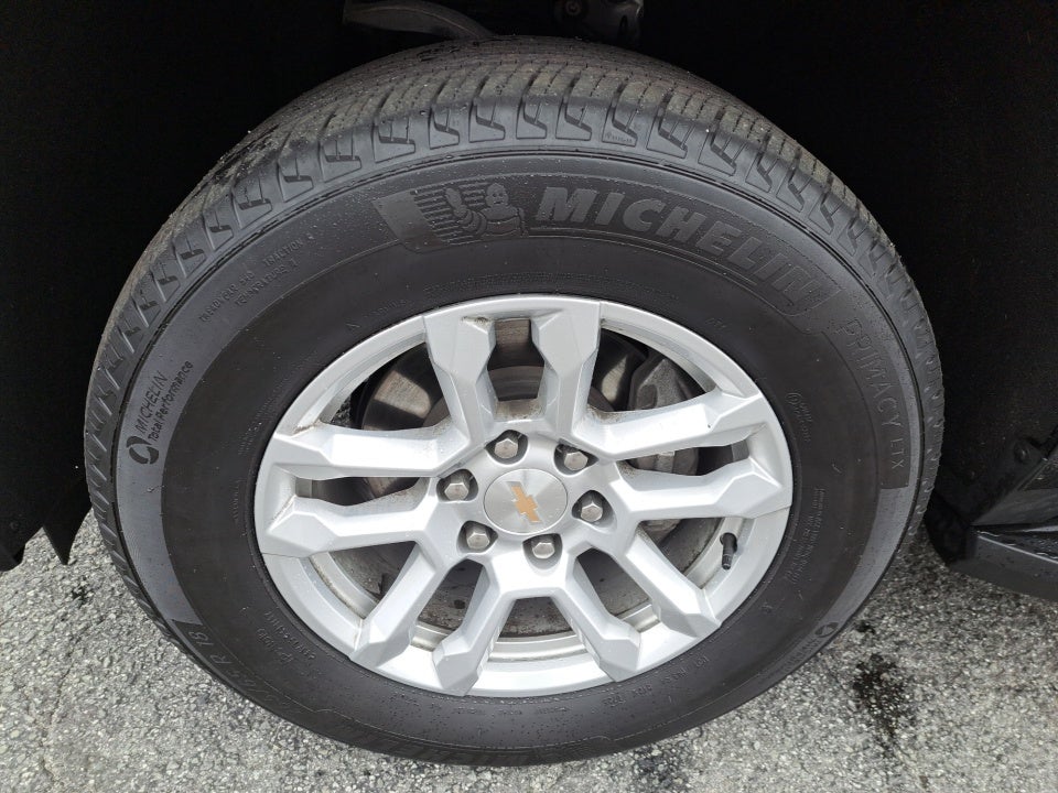 2025 Chevrolet Tahoe 4WD LT