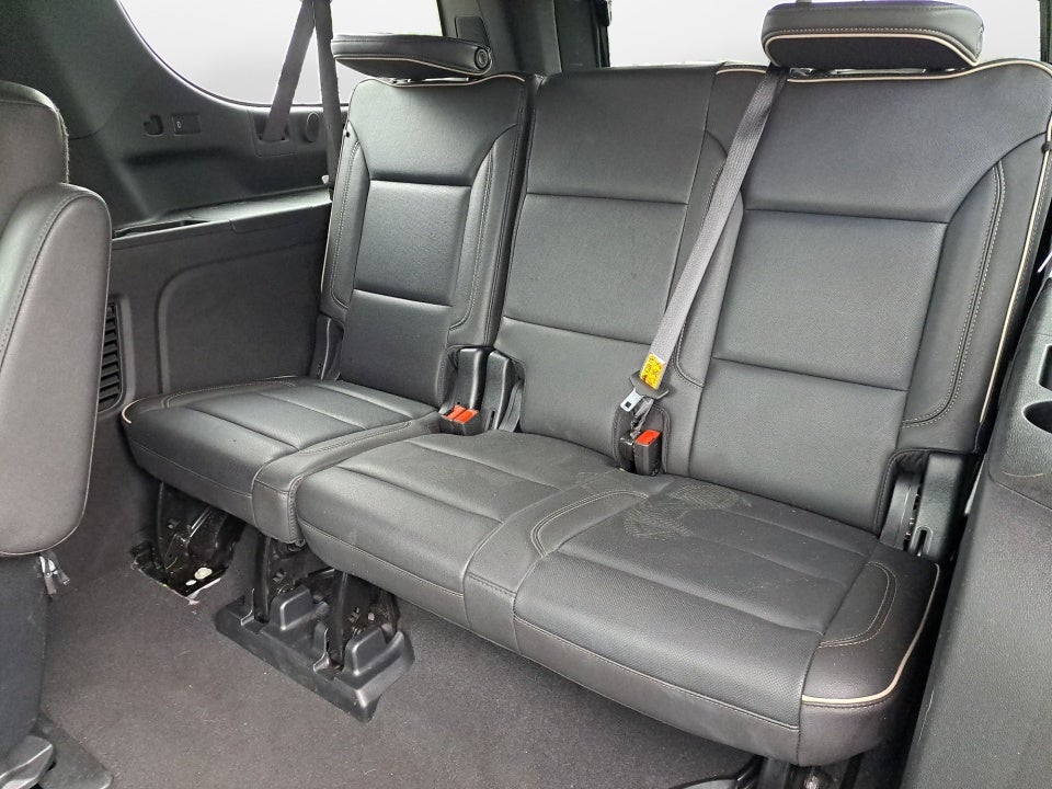 2023 Chevrolet Suburban 4WD Premier