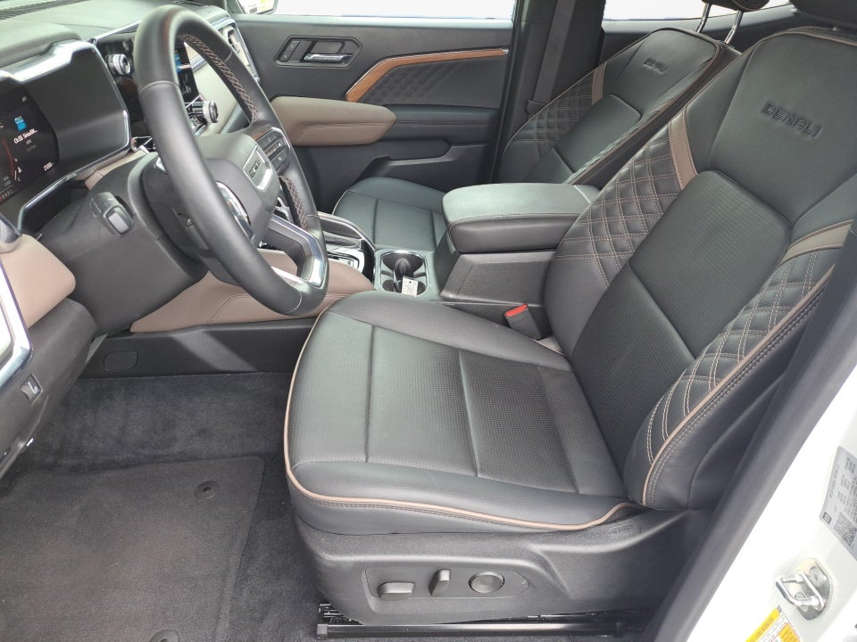 2023 GMC Canyon 4WD Denali