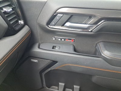 2023 GMC Sierra 1500 4WD Crew Cab Short Box AT4