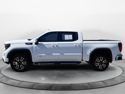 2023 GMC Sierra 1500 4WD Crew Cab Short Box AT4