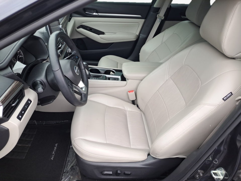 2020 Nissan Altima 2.5 Platinum