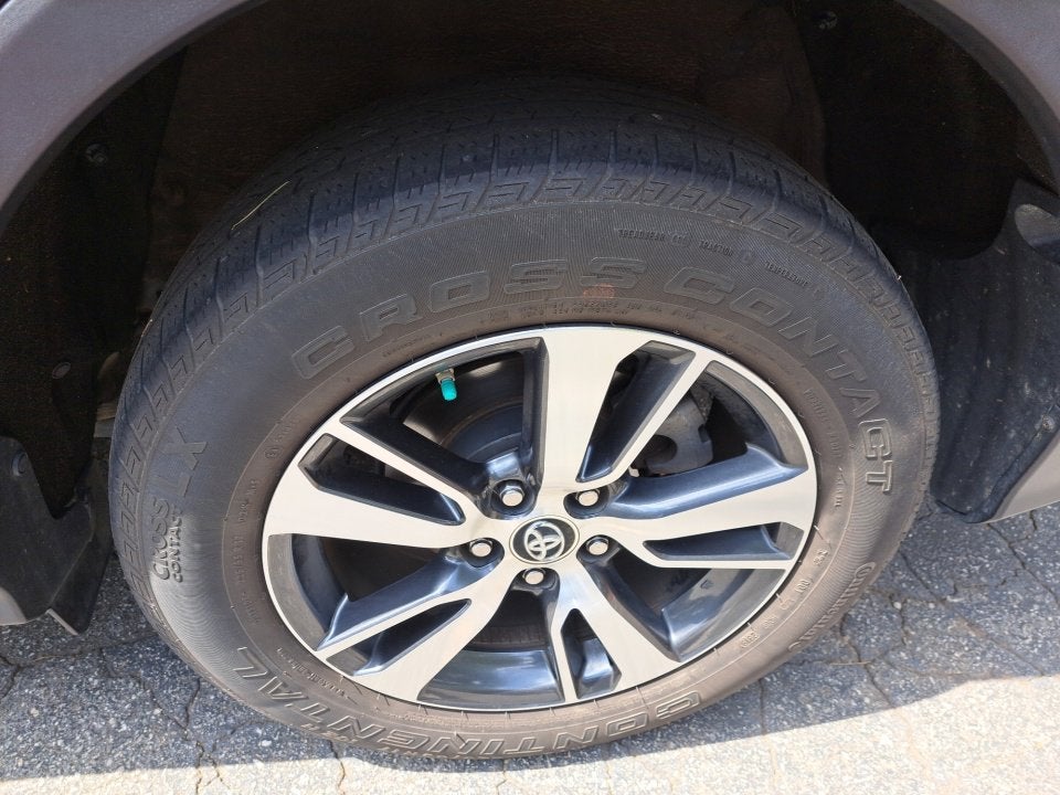 2018 Toyota RAV4 XLE