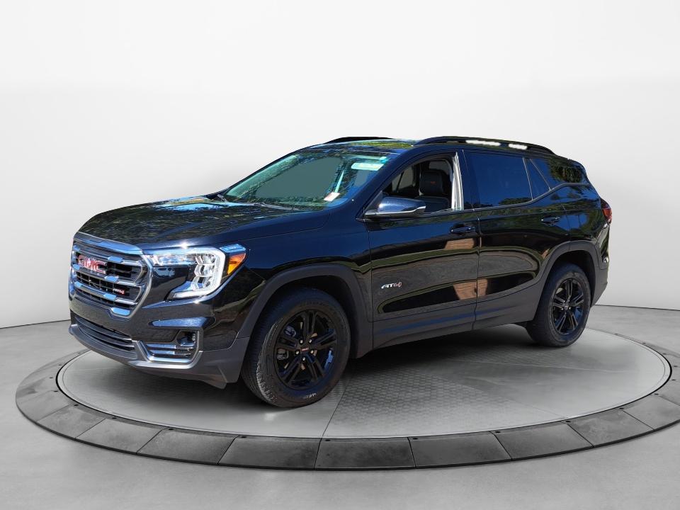 2024 GMC Terrain AT4