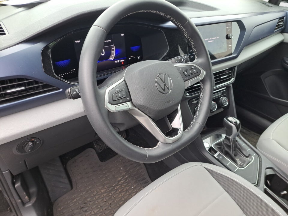 2023 Volkswagen Taos SE