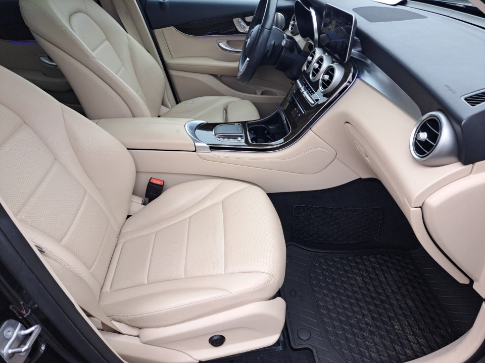 2020 Mercedes-Benz GLC 300 4MATIC®