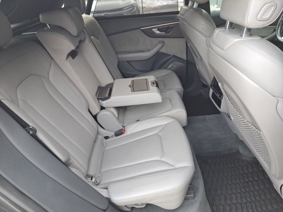 2019 Audi Q8 55 Premium