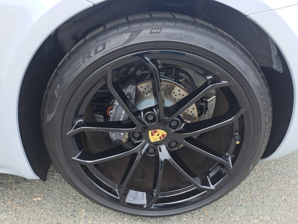 2024 Porsche 718 Cayman Style Edition