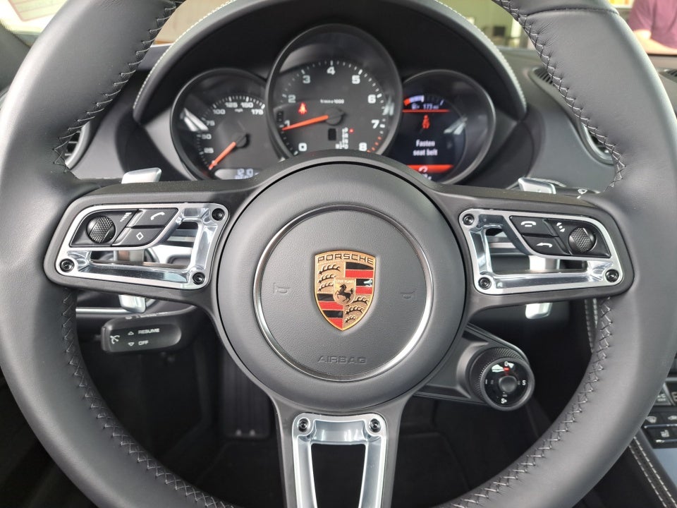 2024 Porsche 718 Cayman Style Edition