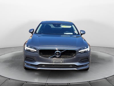 2017 Volvo S90 Momentum