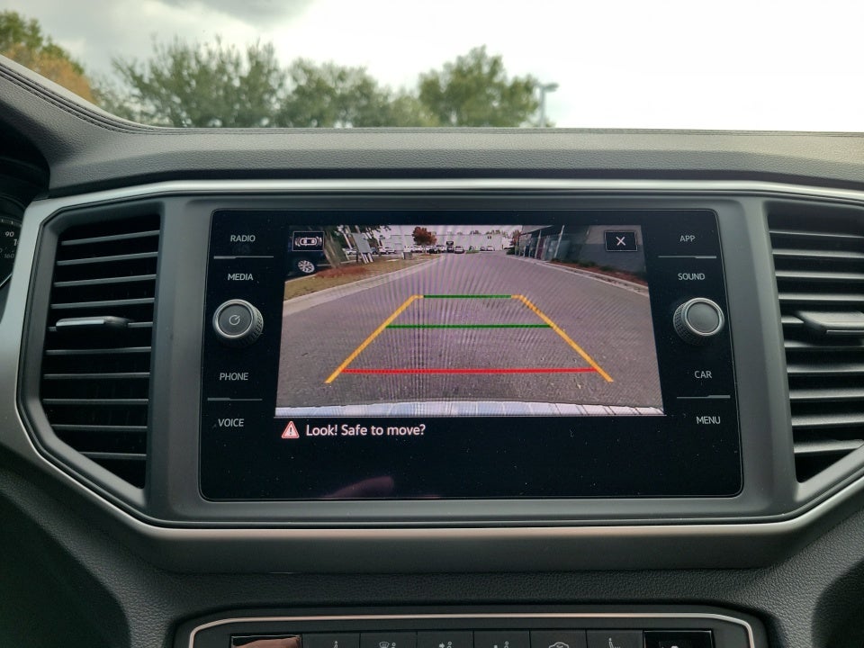 2021 Volkswagen Atlas 3.6L V6 SE w/Technology