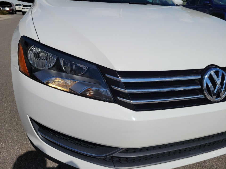 2014 Volkswagen Passat 1.8T SE