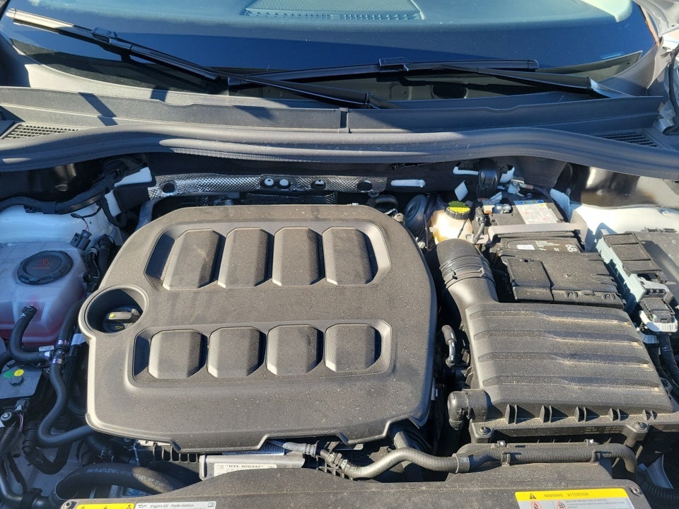 2025 Volkswagen Tiguan 2.0T SE