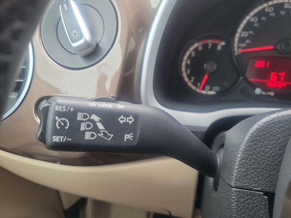 2013 Volkswagen Beetle Convertible 2.5L