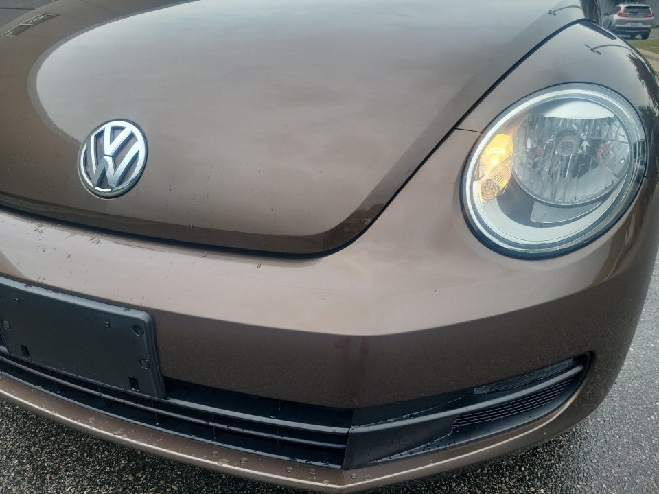 2013 Volkswagen Beetle Convertible 2.5L