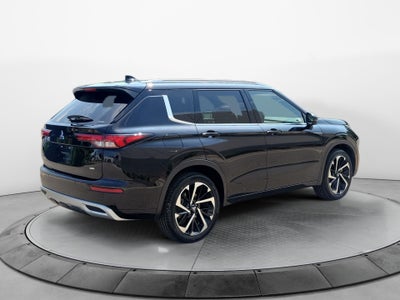 2022 Mitsubishi Outlander SEL