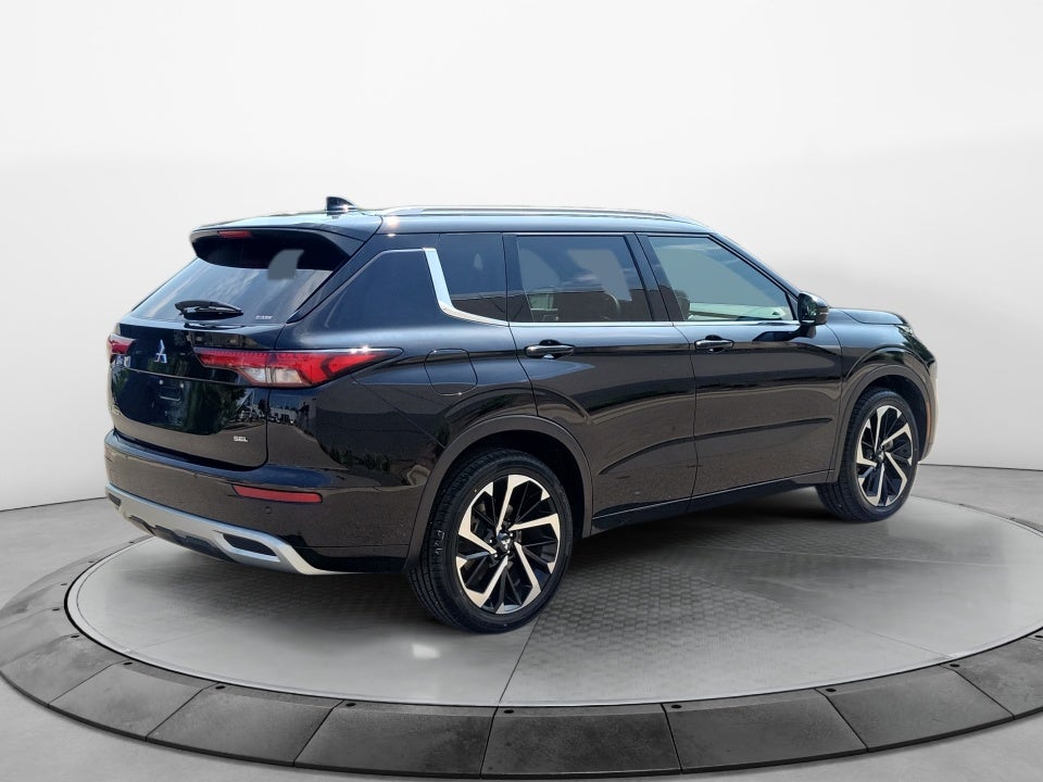 2022 Mitsubishi Outlander SEL