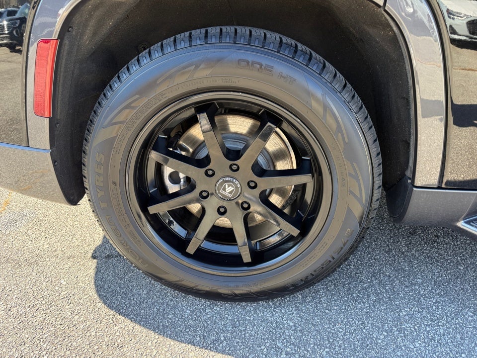 2022 Jeep Wagoneer Series III 4x4